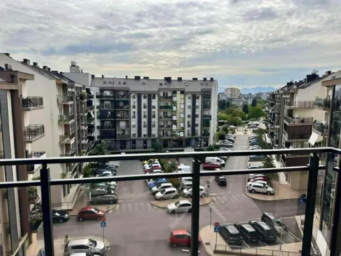 Izdavanje, dvosoban stan, 74m², Ljubović, Podgorica - image 3