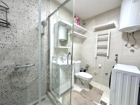 Rent, one bedroom apartment, 43m², Stari Aerodrom, Podgorica - image 12