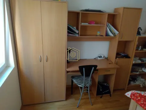 Izdavanje, jednosoban stan, 46m², Tuški Put, Podgorica - image 4