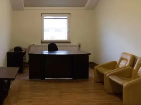 Izdavanje, poslovni prostor, 260m², Ledine, Beograd - image 5