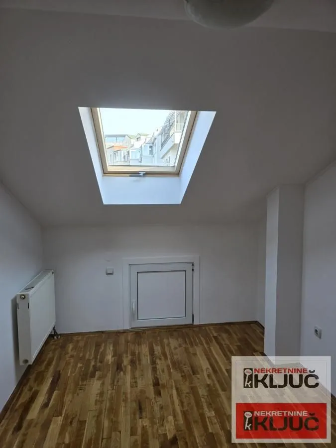 Prodaja, četvorosoban stan, 96m², Bulevar Evrope, Novi Sad Sve Podlokacije