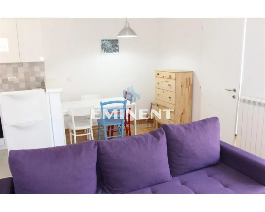 Izdavanje, stan, 38m², Lekino Brdo, Voždovac Sve Podlokacije