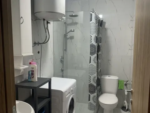 Sale, studio apartment, 29m², Stari Aerodrom, Podgorica - image 8