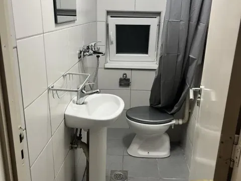 Izdavanje, kuća, 350m², Leštane, Grocka - image 5