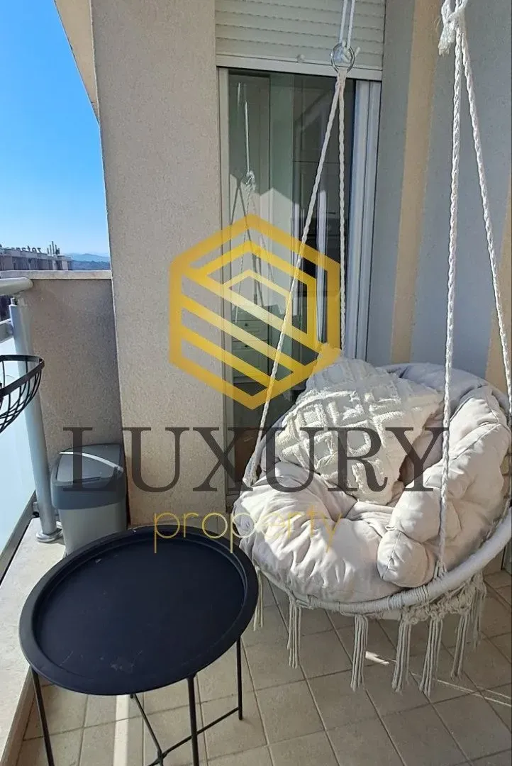 Izdavanje, jednosoban stan, 50m², City Kvart, Podgorica