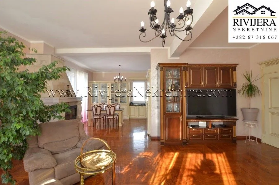 Prodaja, kuća, 256m², Zelenika, Herceg Novi