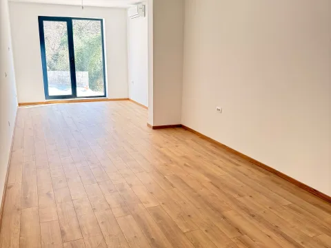 Sale, studio apartment, 26m², Pržno, Budva - image 1
