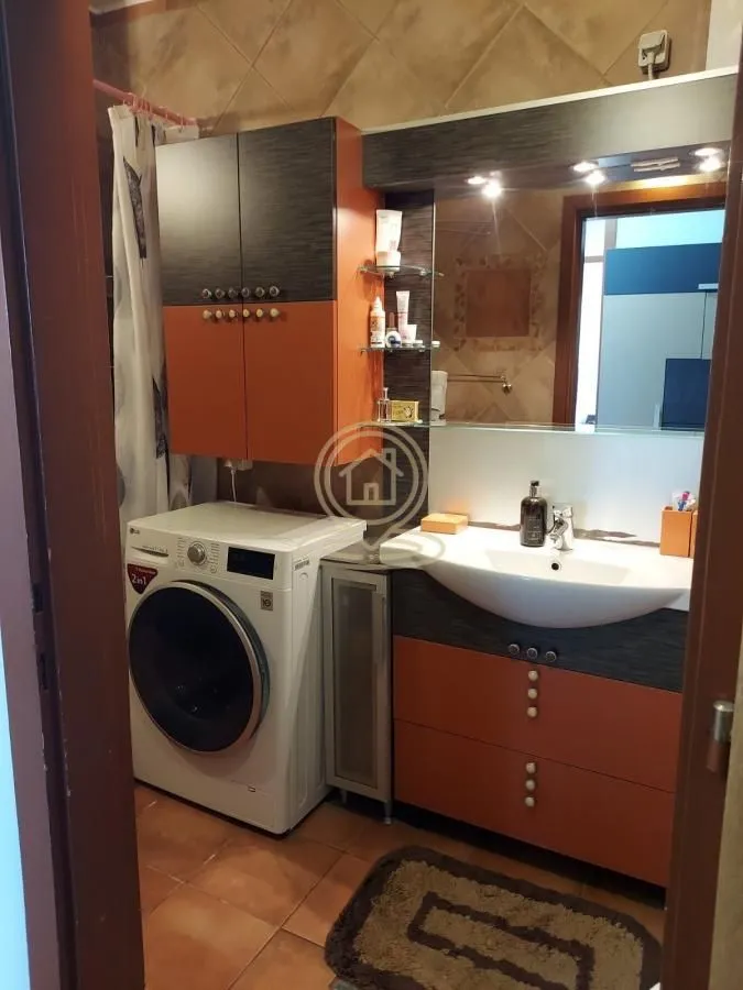 Rent, four bedroom apartment, 115m², Palilula Sve Podlokacije, Beograd