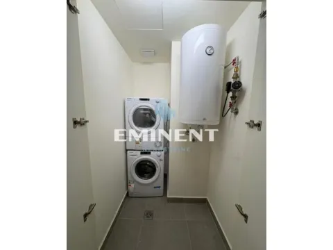 Izdavanje, trosoban stan, 81m², Savski Venac, Beograd - image 16