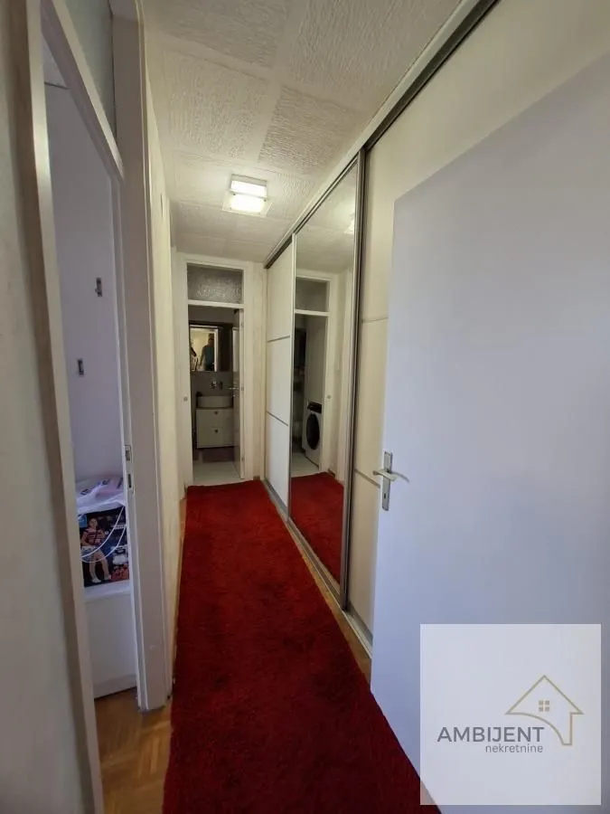 Prodaja, trosoban stan, 73m², Galenika, Beograd