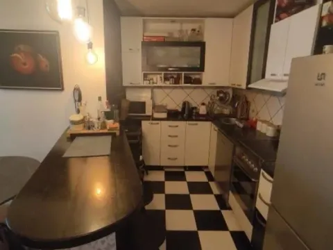 Sale, two bedroom apartment, 54m², Kalenić Pijaca, Vračar Sve Podlokacije - image 6