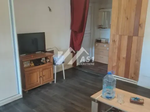 Prodaja, kuća, 75m², Petrovaradin, Novi Sad - image 2