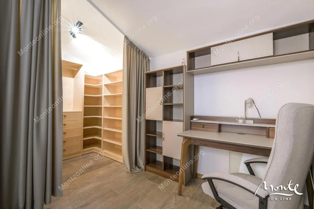 Prodaja, kuća, 198m², Tivat, Crna Gora