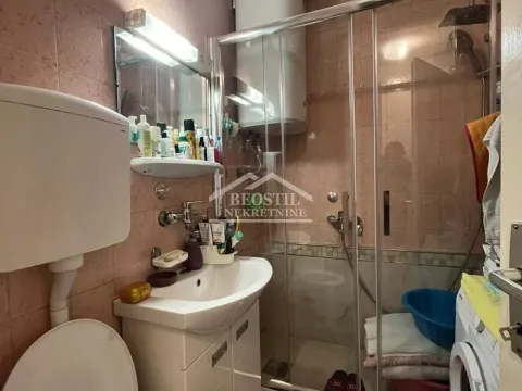 Prodaja, trosoban stan, 76m², Papazovac, Smederevo - image 10