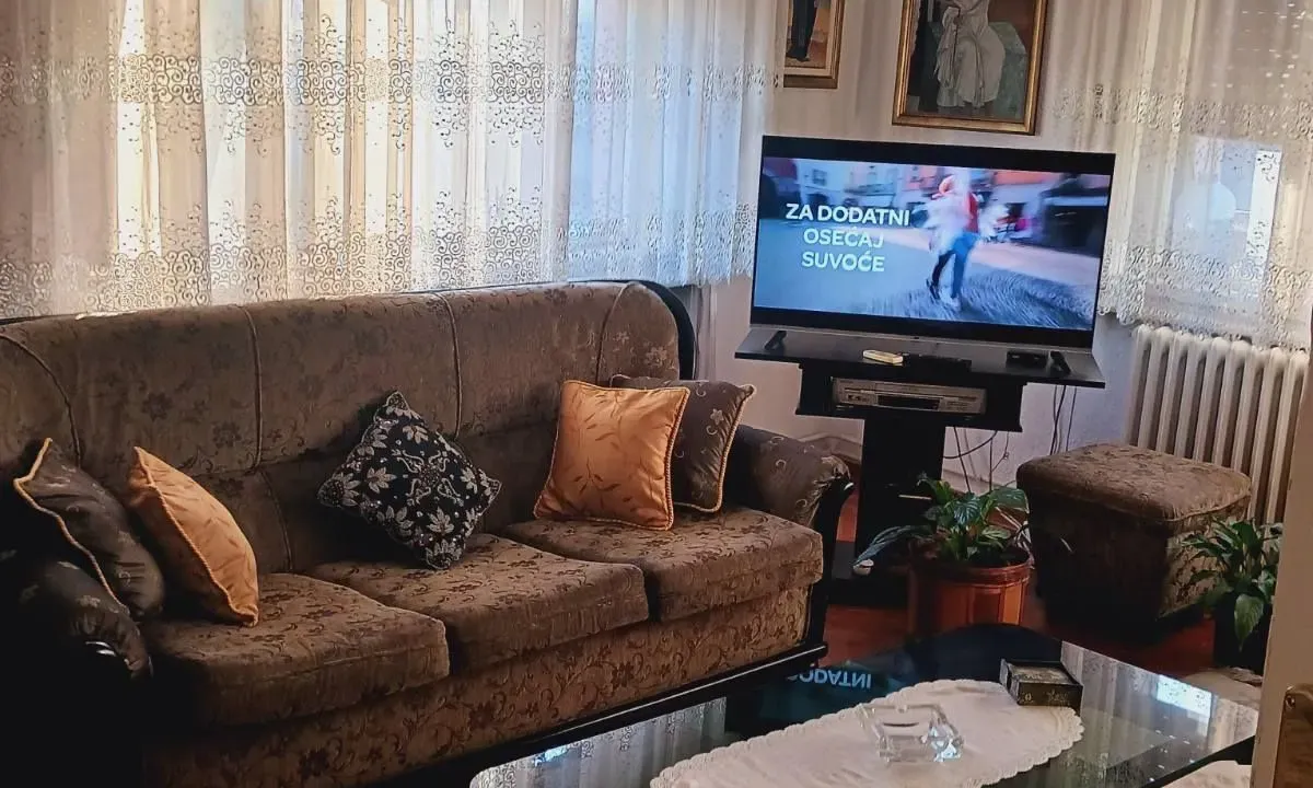 Prodaja, trosoban stan, 84m², Vračar Hram, Vračar Sve Podlokacije