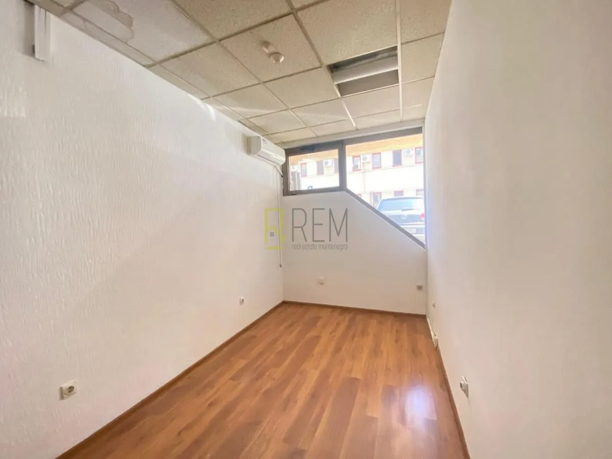 Sale, office space, 190m², Ljubović, Podgorica
