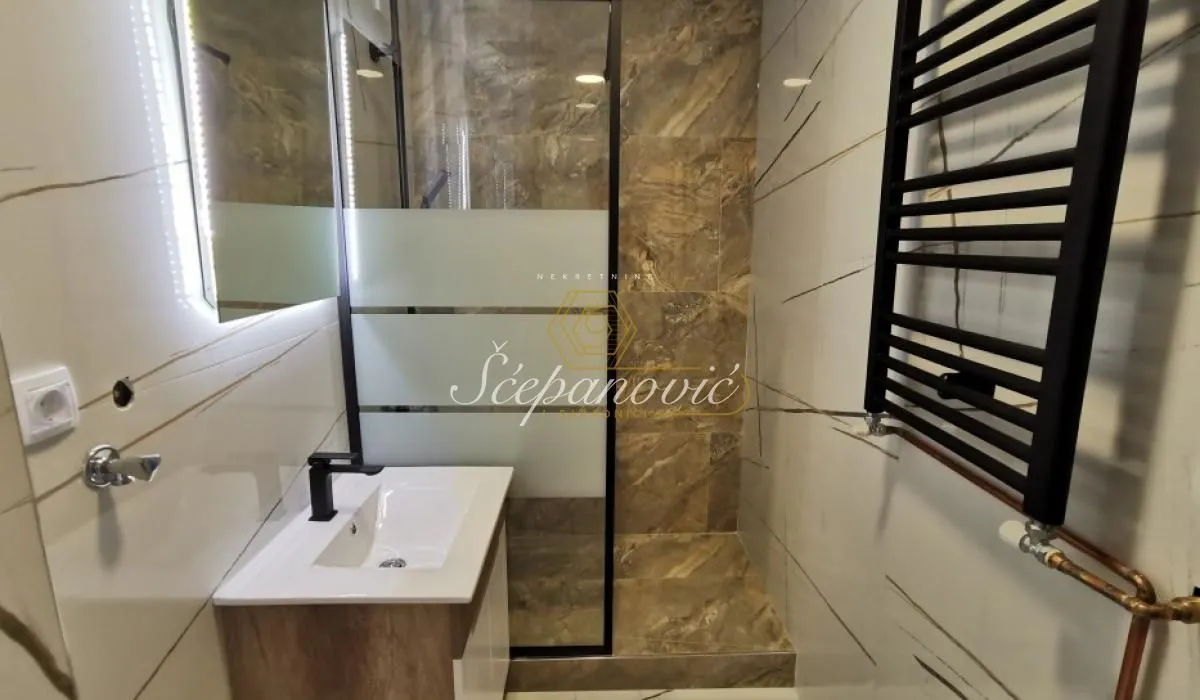 Prodaja, trosoban stan, 70m², Liman 3, Novi Sad Sve Podlokacije