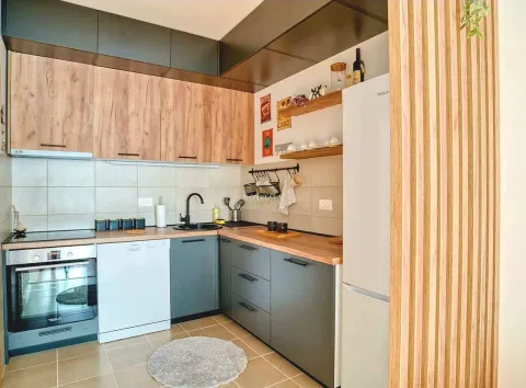 Rent, two bedroom apartment, 72m², Dubovica, Budva - image 3