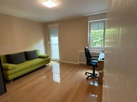 Sale, three bedroom apartment, 80m², Novo naselje, Novi Sad - image 9