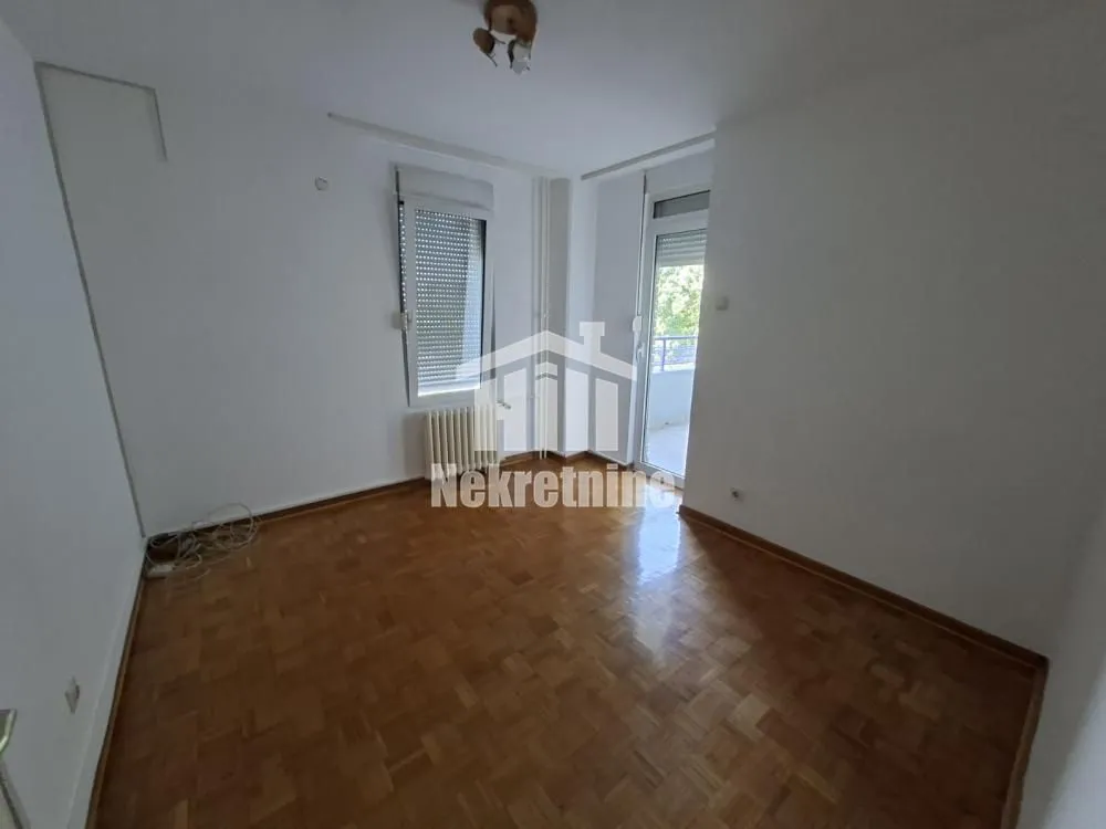 Prodaja, trosoban stan, 84m², Novi Beograd Sve Podlokacije, Beograd