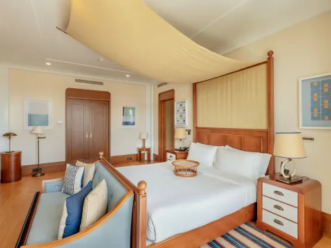 Sale, four bedroom apartment, 620m², Porto Montenegro, Tivat - image 9