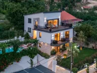 Sale, house, 300m², Markovići, Budva - image 1