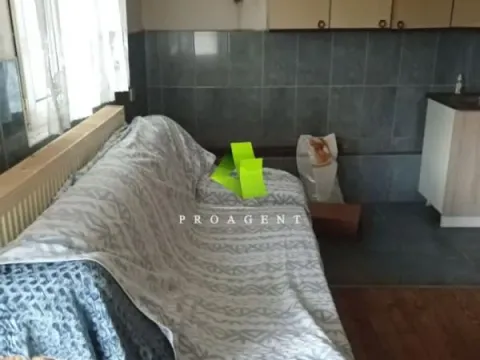 Sale, house, 300m², Palilula, Niš - image 2