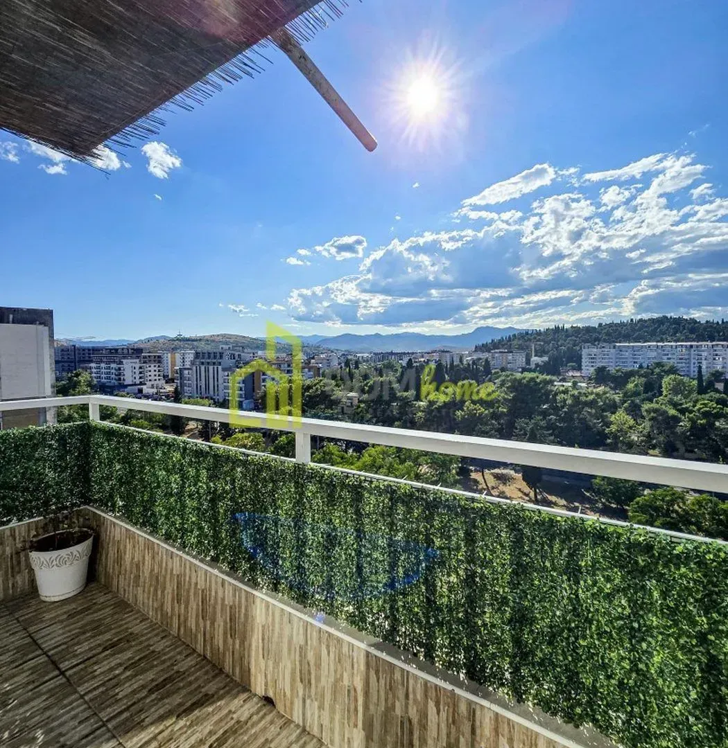 Prodaja, trosoban stan, 74m², Pobrežje, Podgorica