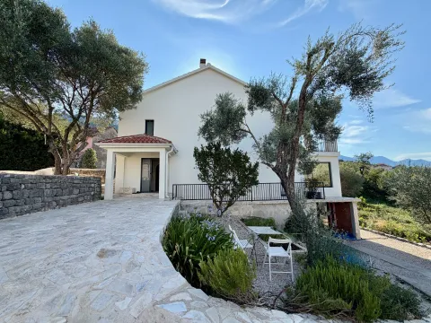 Prodaja, kuća, 220m², Tripovići, Tivat - image 8