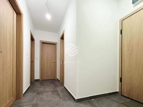 Rent, two bedroom apartment, 70m², Master Kvart, Podgorica - image 15