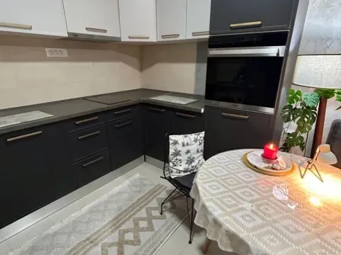 Rent, one bedroom apartment, 40m², Zlatica, Podgorica - image 7