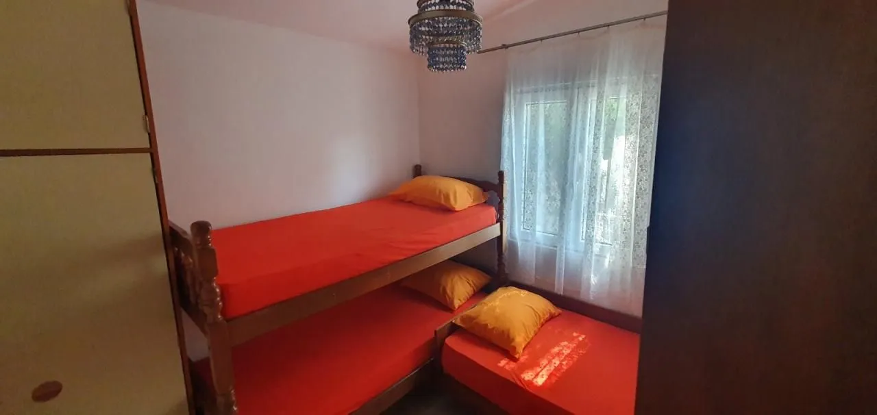 Sale, two bedroom apartment, 66m², Sutomore, Bar