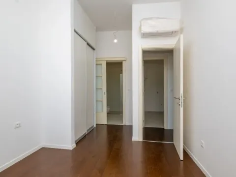 Prodaja, trosoban stan, 90m², Gornja Gorica, Podgorica - image 3