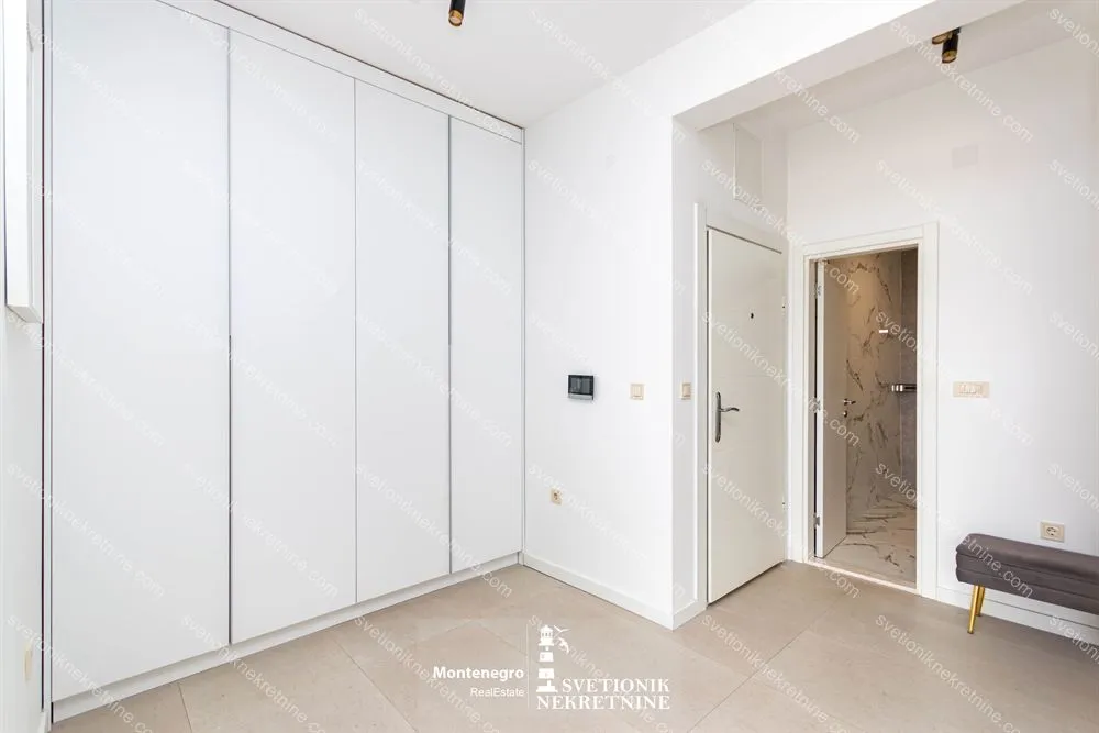 Prodaja, jednosoban stan, 49m², Baošići, Herceg Novi