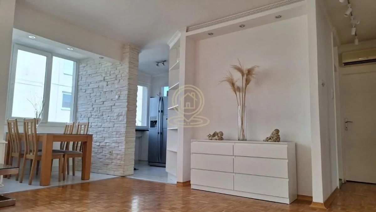 Prodaja, jednosoban stan, 62m², Bulevar Oslobodjenja, Novi Sad Sve Podlokacije