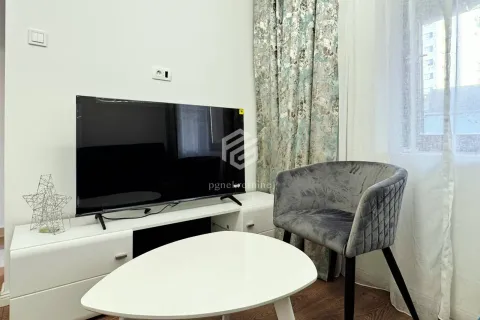 Izdavanje, kuća, 65m², Momišići, Podgorica - image 4