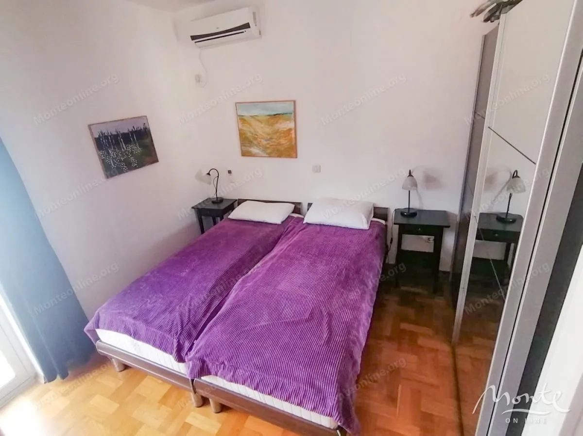 Sale, two bedroom apartment, 98m², Bečići, Budva