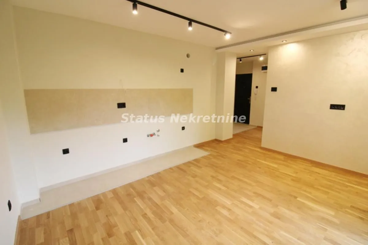 Prodaja, jednosoban stan, 38m², Novo naselje, Novi Sad