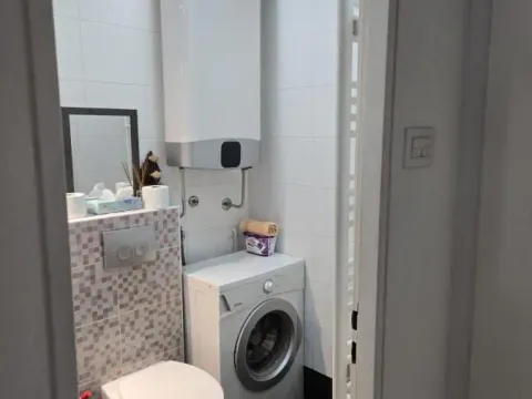 Izdavanje, dvosoban stan, 50m², Novi Beograd Blok 61, Novi Beograd Sve Podlokacije - image 11