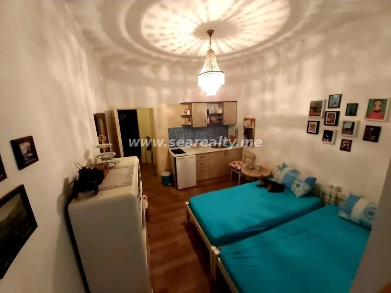 Prodaja, dvosoban stan, 71m², Kotor, Crna Gora