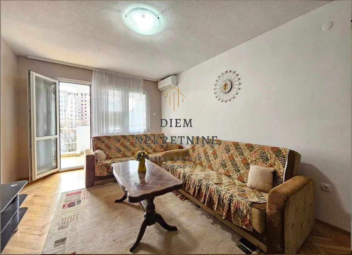 Rent, one bedroom apartment, 60m², Centar, Bar