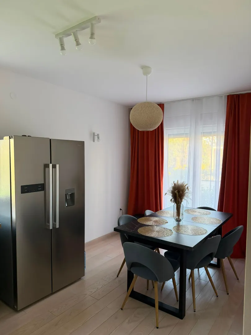 Prodaja, dvosoban stan, 76m², Igalo, Herceg Novi