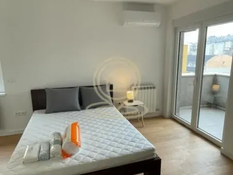 Rent, four bedroom apartment, 151m², Voždovac Sve Podlokacije, Beograd - image 31