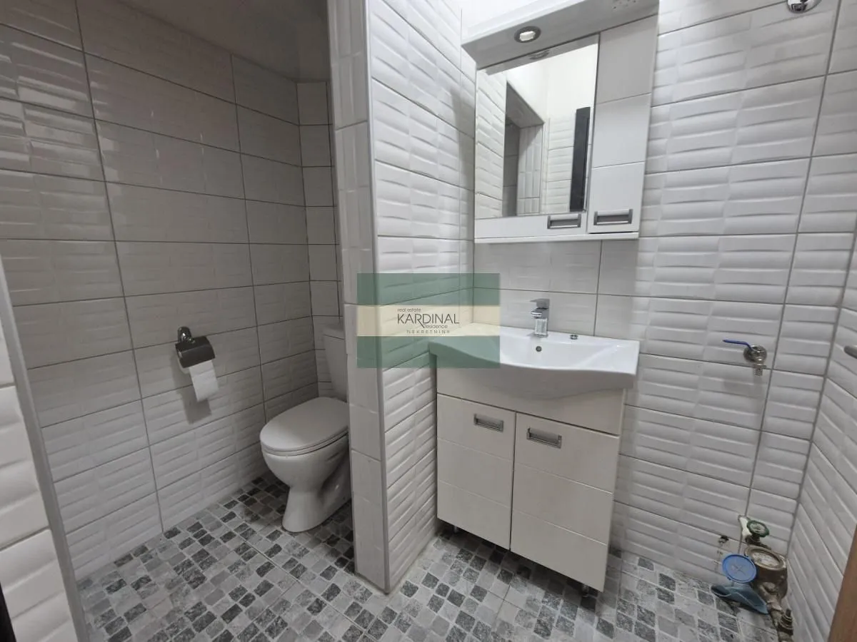 Sale, office space, 327m², Budžino brdo, Jagodina