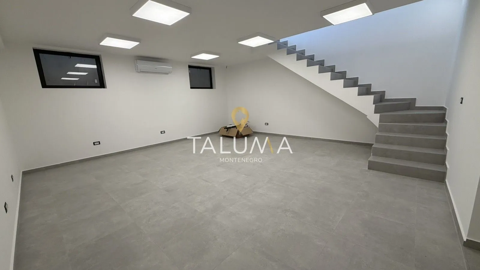 Rent, office space, 95m², City Kvart, Podgorica