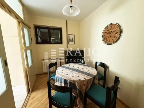 Rent, house, 80m², Savski Venac, Beograd - image 3