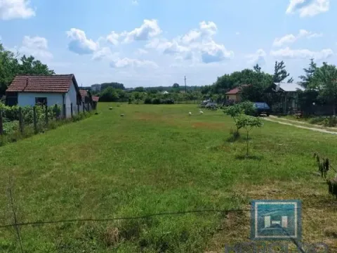 Prodaja, plac, 1200m², Jagodina, Srbija - image 1
