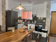 Izdavanje, dvosoban stan, 70m², Budva, Crna Gora - image 2