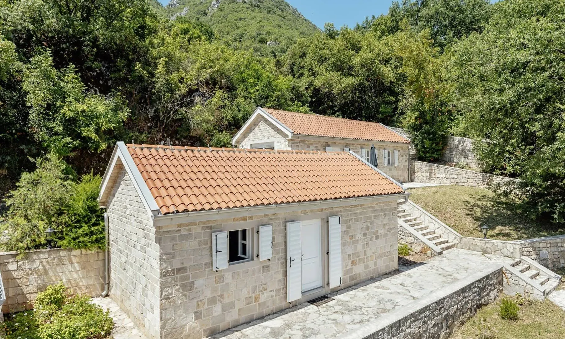 Sale, house, 800m², Prčanj, Kotor