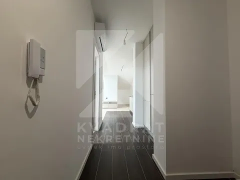 Prodaja, jednosoban stan, 50m², Tološi, Podgorica - image 3